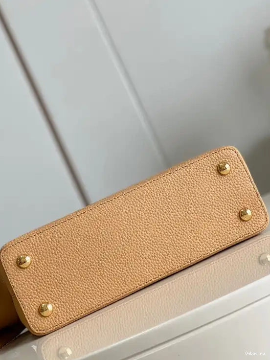 CAPUCINES VUITTON MM LOUIS 0603